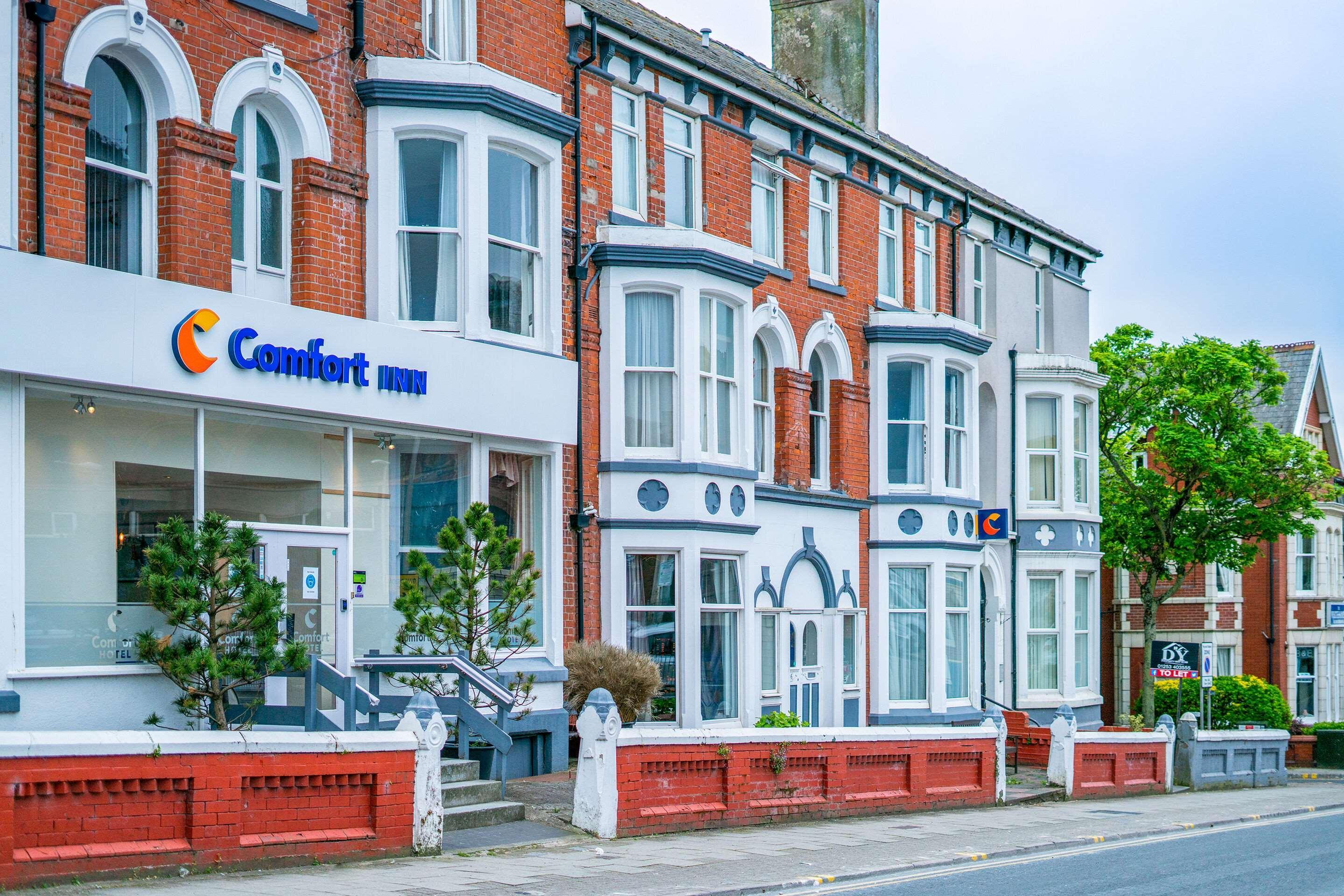 Comfort Inn Blackpool Gresham Exterior photo